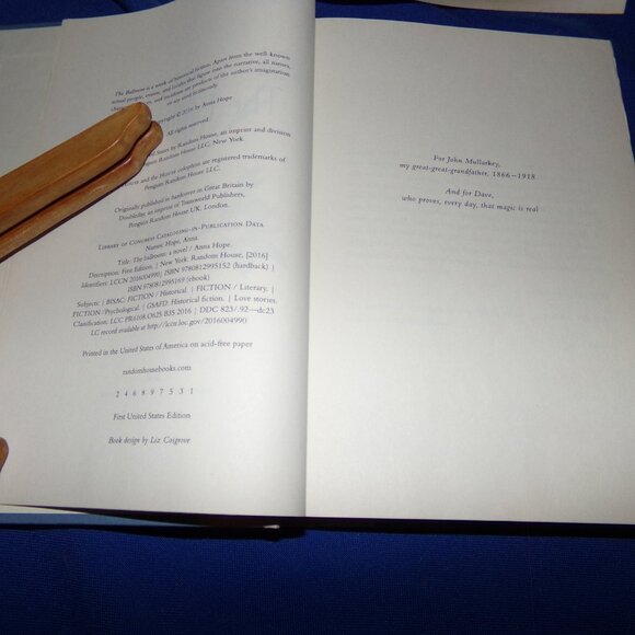 Vintage Hardcover Book - The Ballroom by Anna Hope - Dust Jacket -1st Edition - Picture 4 of 7